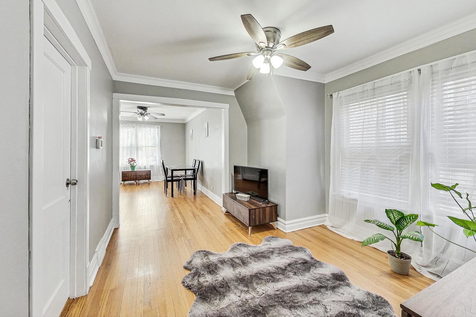 5216 N Ludlam Avenue Property Photo 20