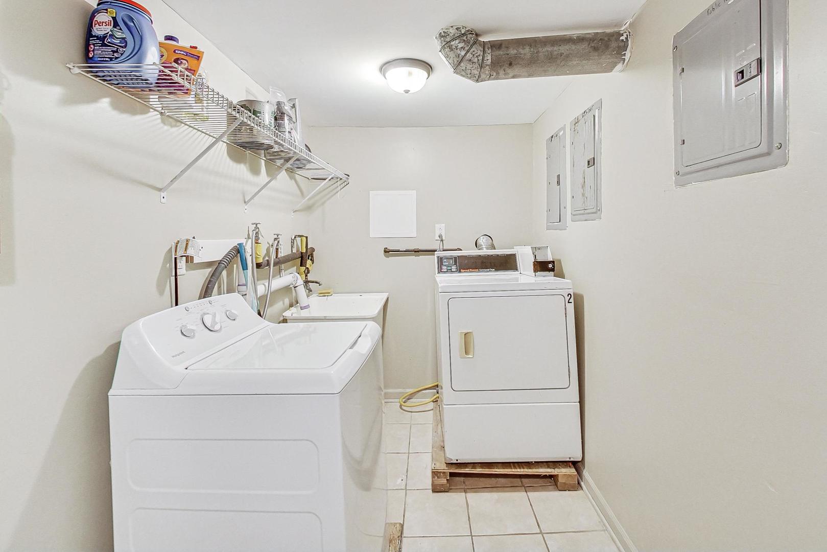 5216 N Ludlam Avenue Property Photo 35