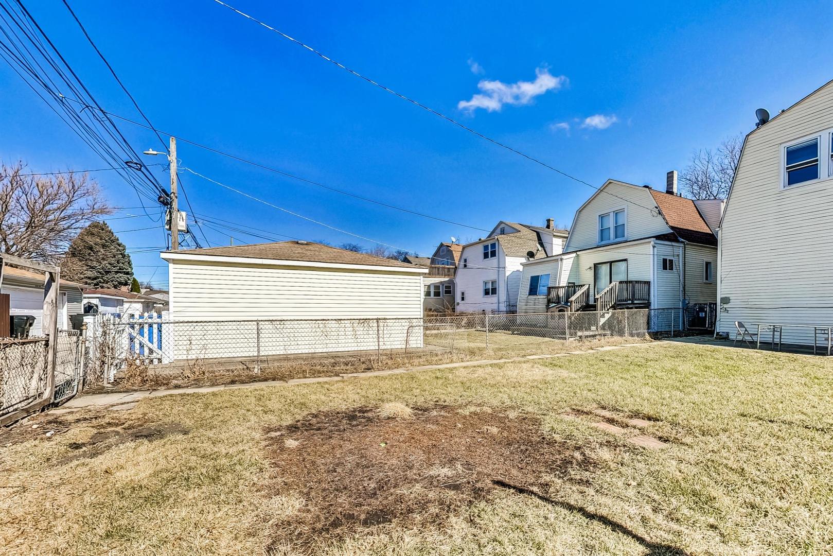 5216 N Ludlam Avenue Property Photo 37