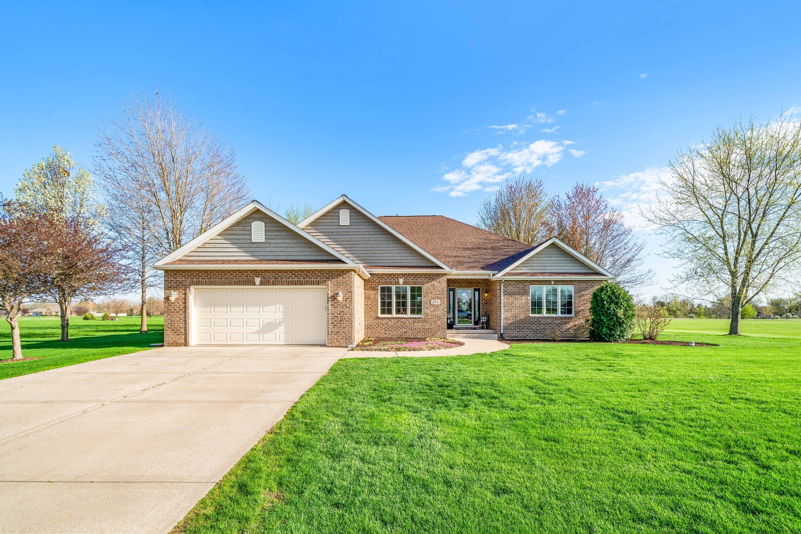 975 Fox Trail Lane Property Photo