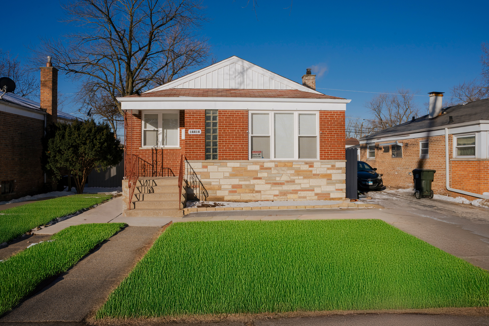 14414 Minerva Ave Property Photo