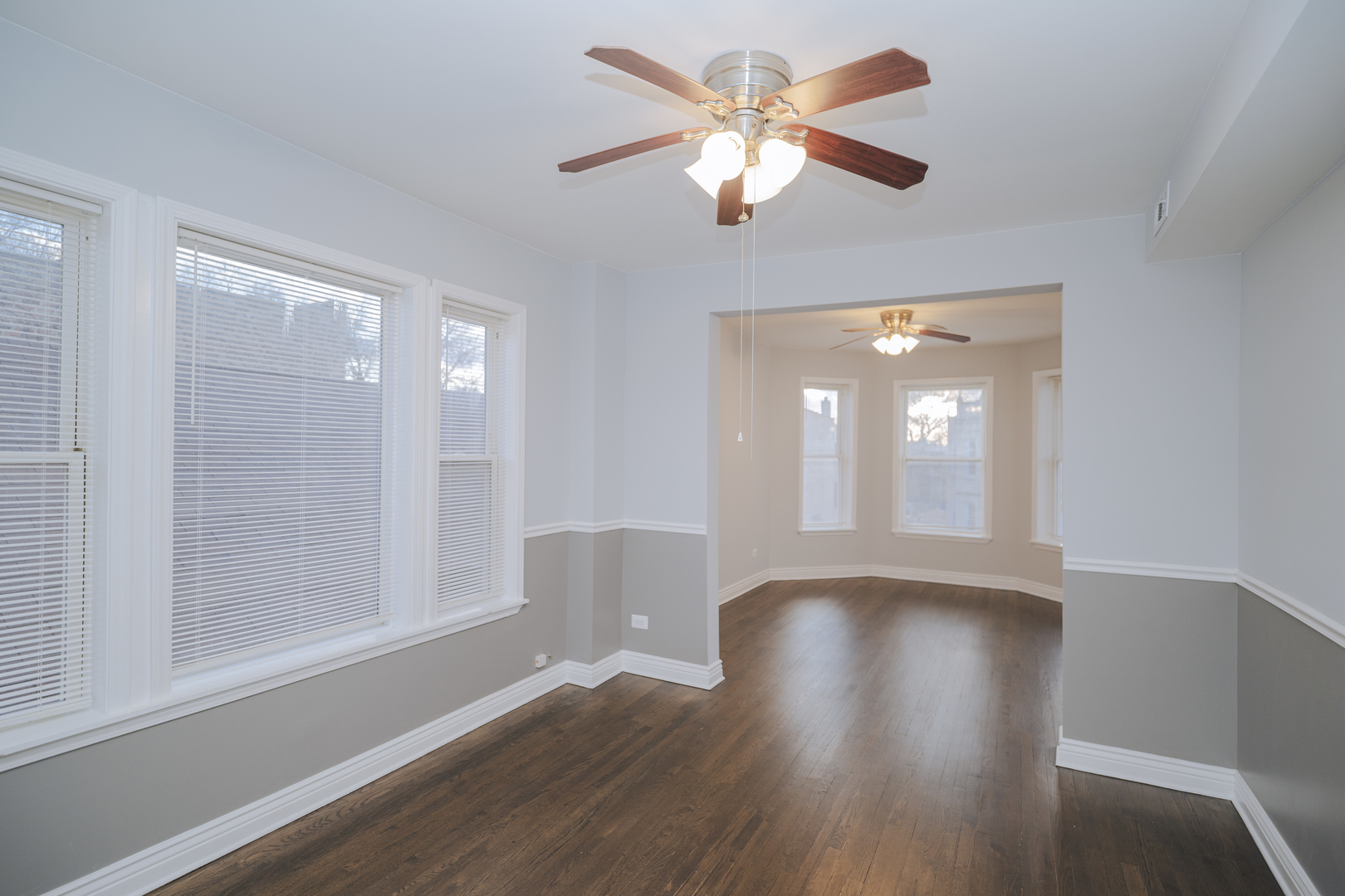 5631 S Throop Street Property Photo 8