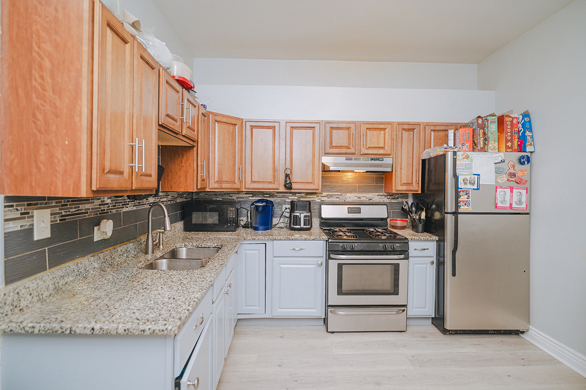 5631 S Throop Street Property Photo 17