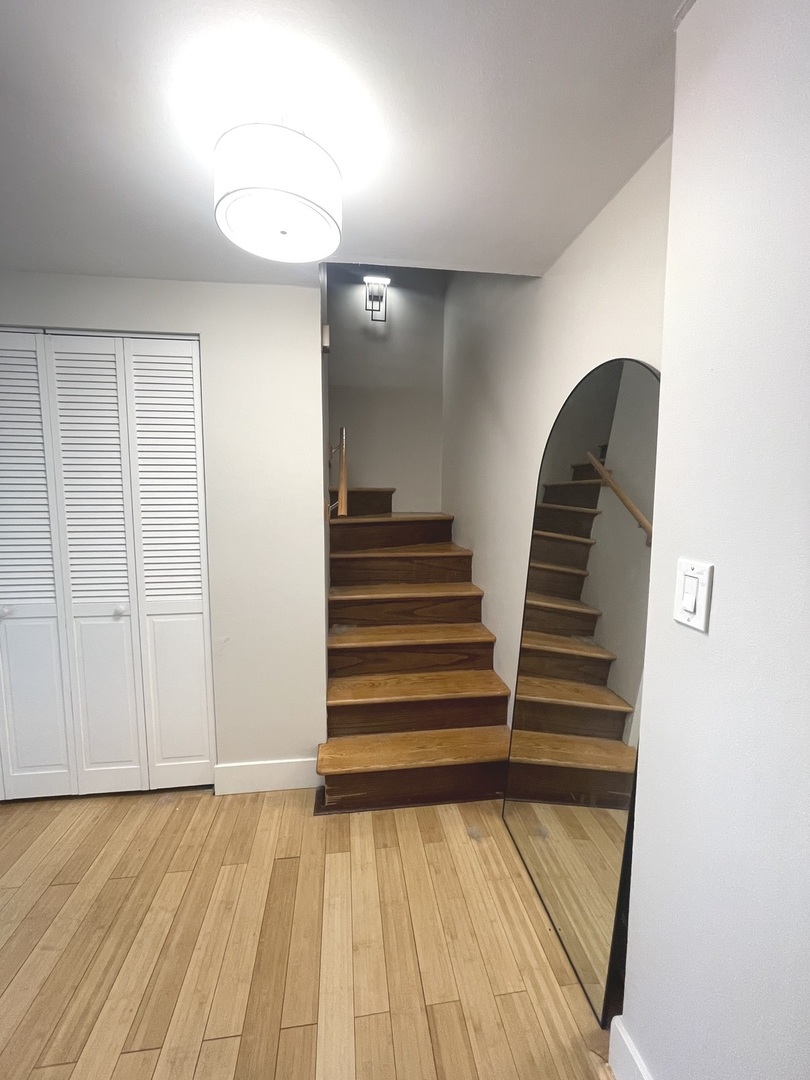 1221 N Dearborn Street 609s Property Photo 4