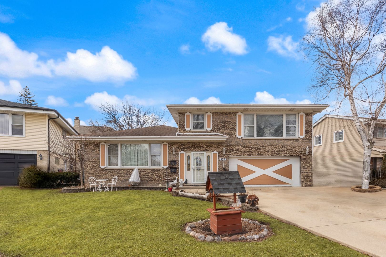 88 Real Estate Listings Main Image