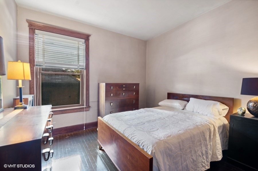 1351 W Balmoral Avenue Property Photo 14