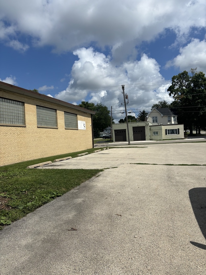 610 Logan Avenue Property Photo 4