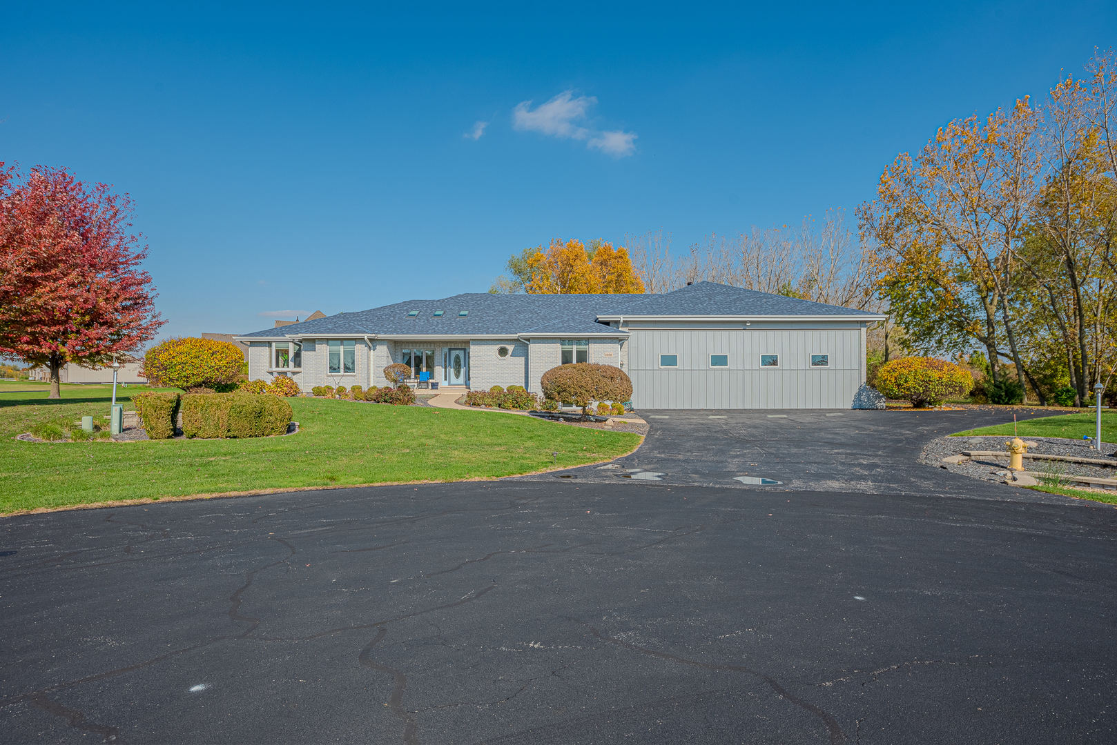 6808 W Johnson Court Property Photo