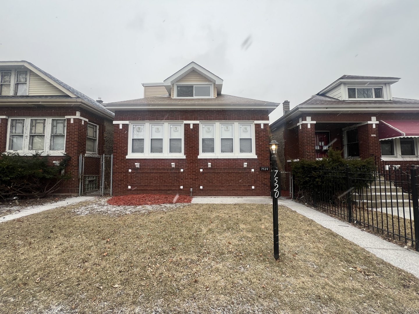 7520 S Aberdeen Street Property Photo