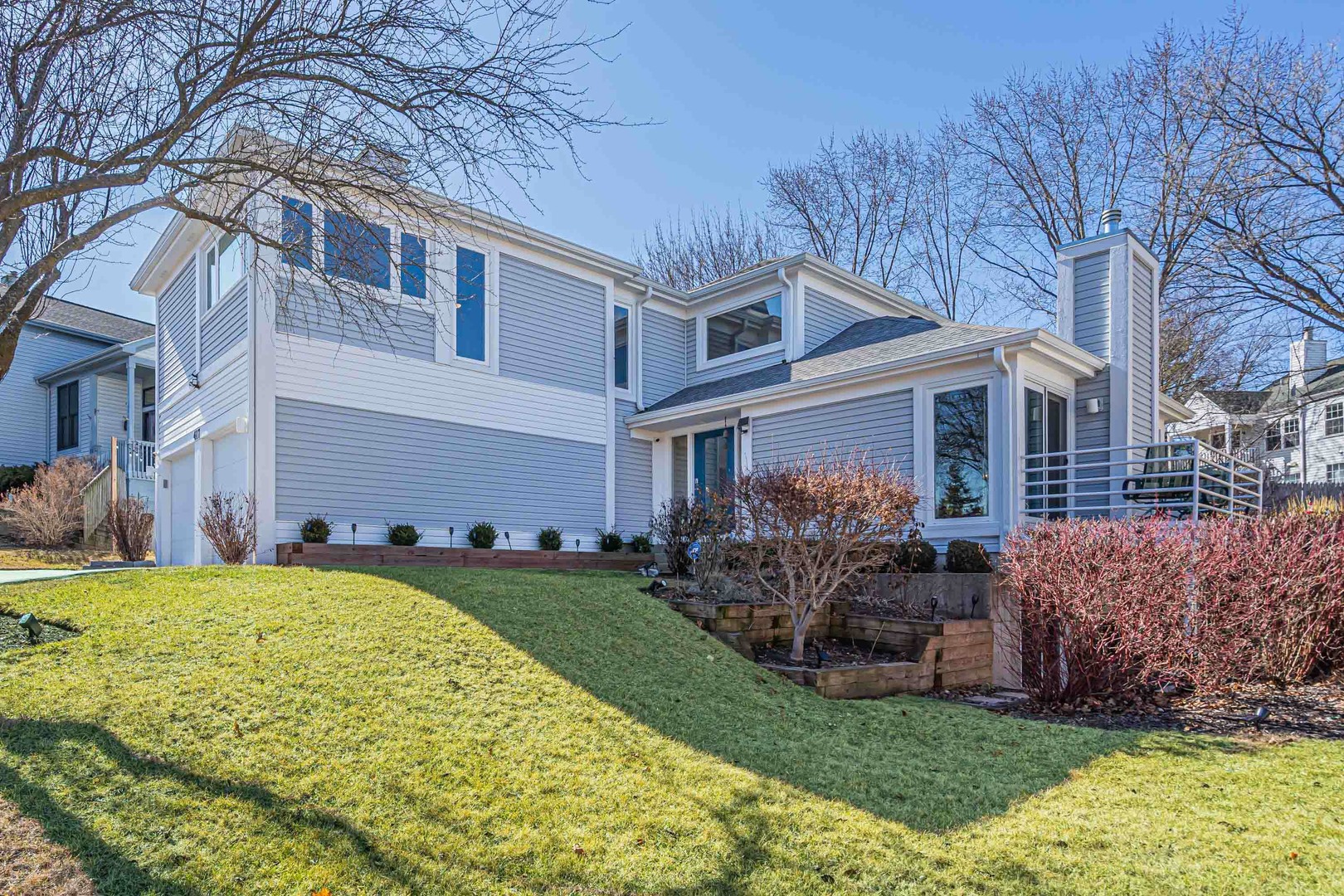 417 Lake Shore Boulevard Property Photo