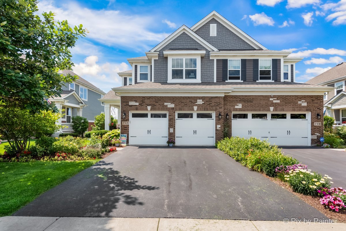 27w179 Breme Drive Property Photo