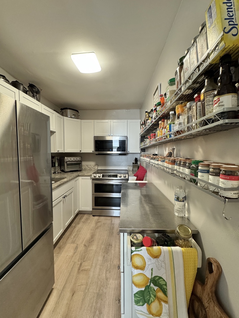 720 W Gordon Terrace 22h Property Photo 8