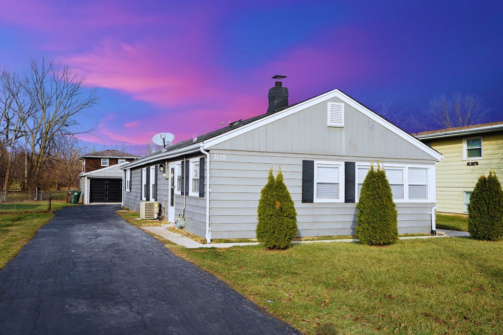 3128 Woodworth Street Property Photo