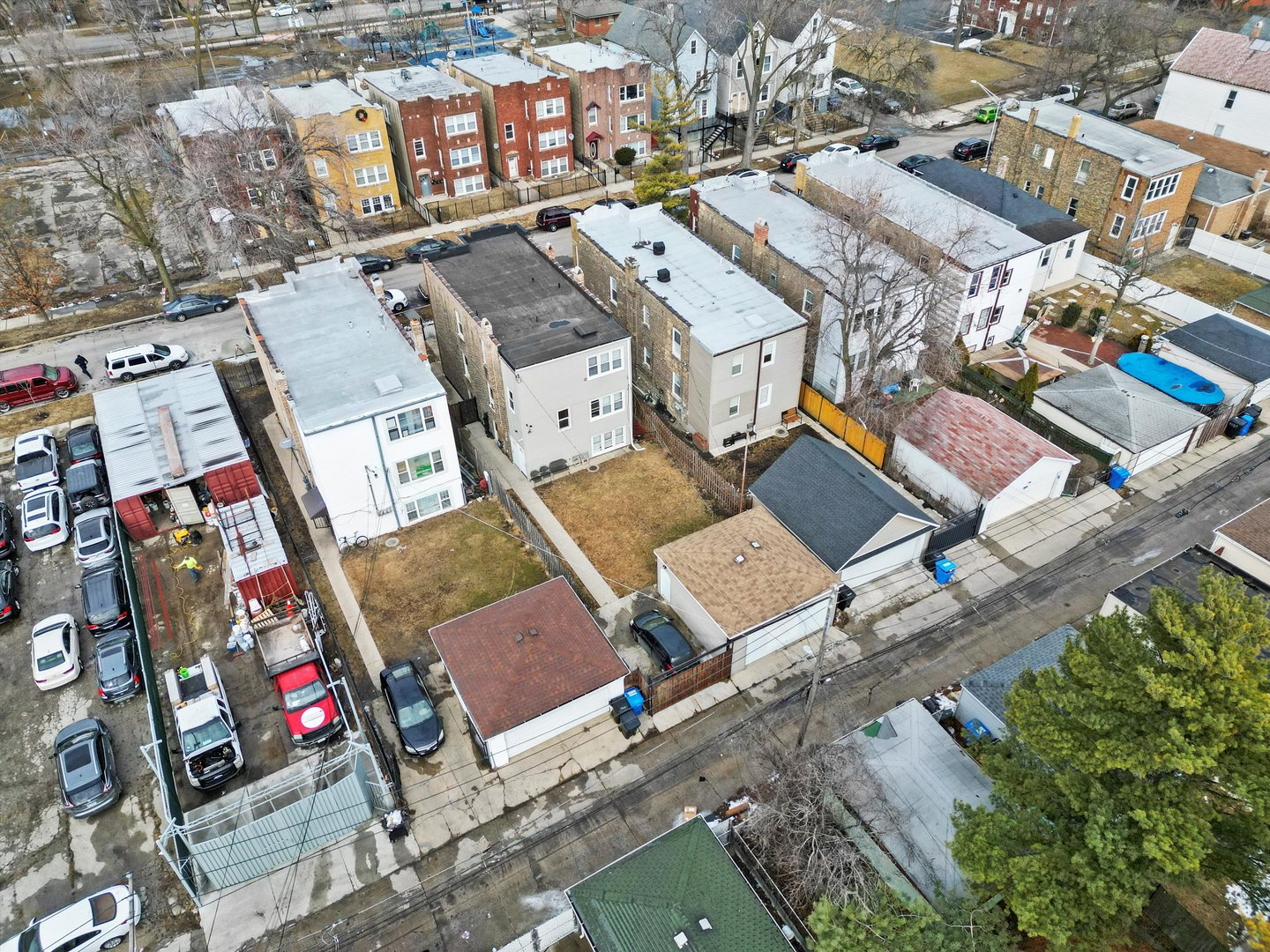 4449 W Walton Street Property Photo 6