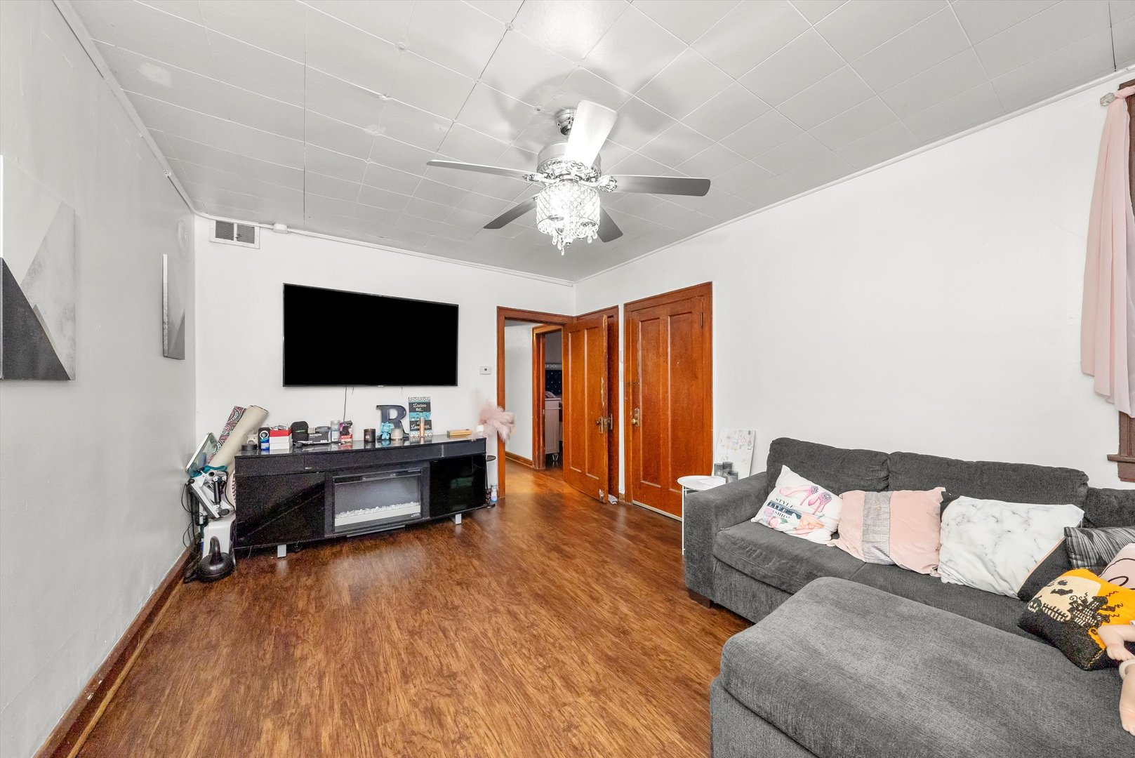 4449 W Walton Street Property Photo 16