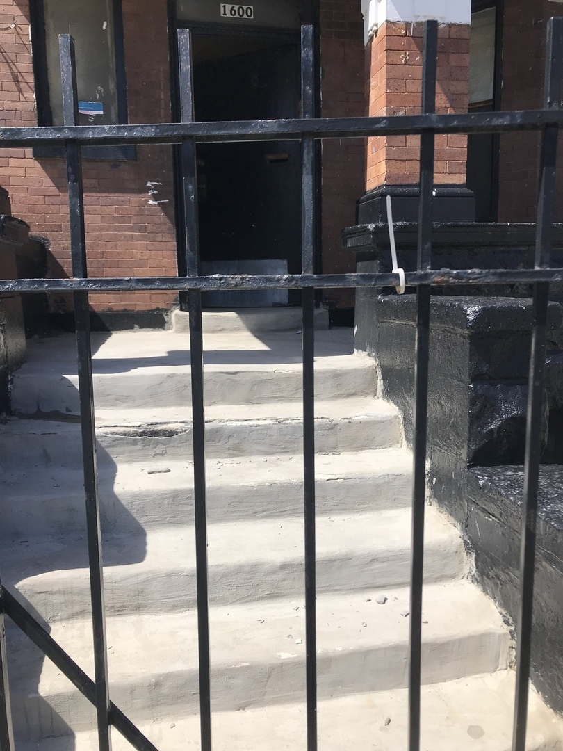 1600 S Saint Louis Avenue Property Photo 19