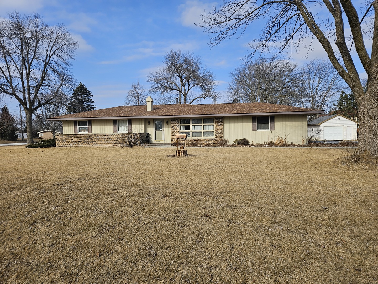 24836 W Fox Trail Property Photo