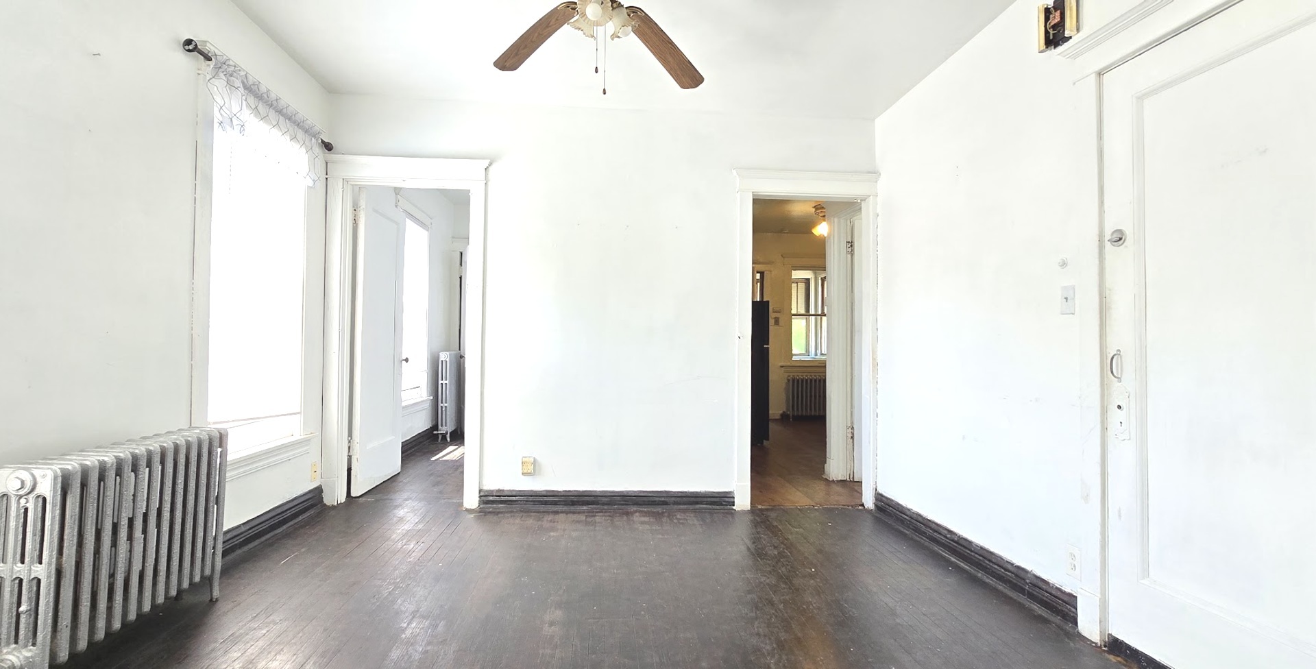 7524 S Saint Lawrence Avenue Property Photo 5