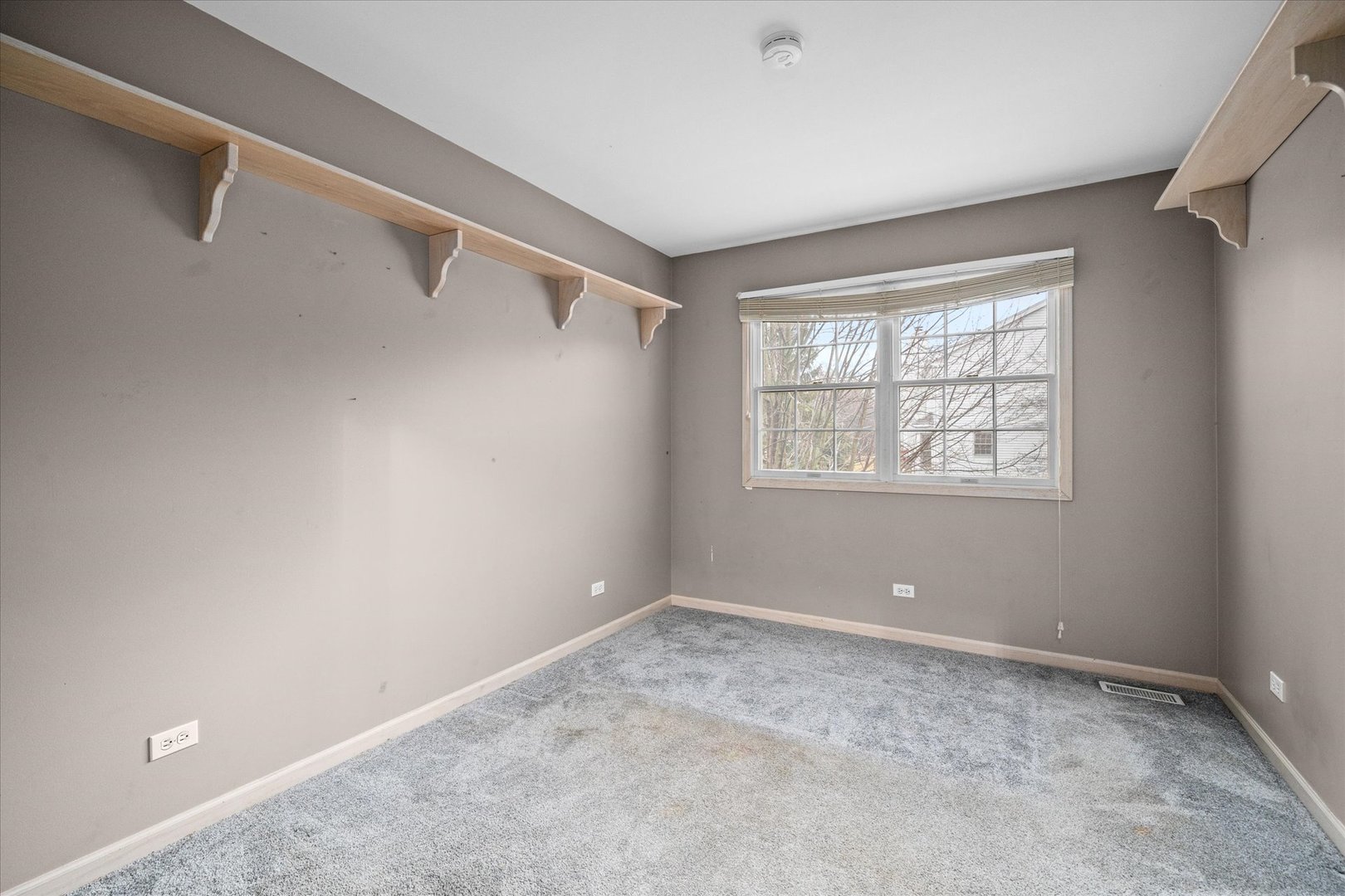 301 Spring Point Drive Property Photo 11