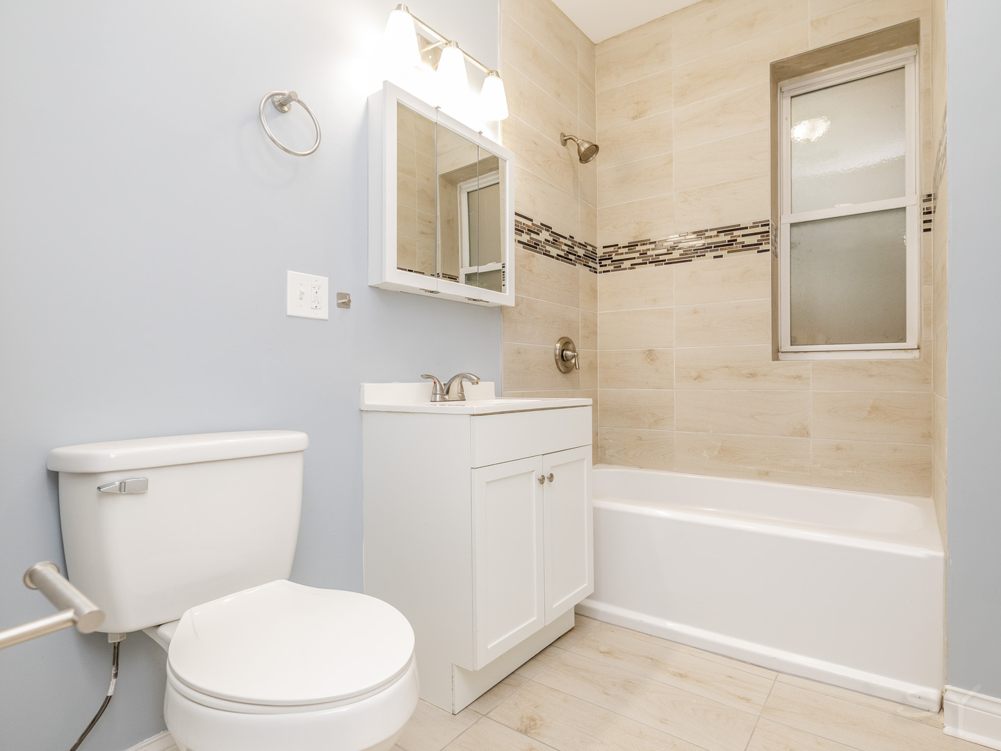 7230 S Yates Boulevard Property Photo 17