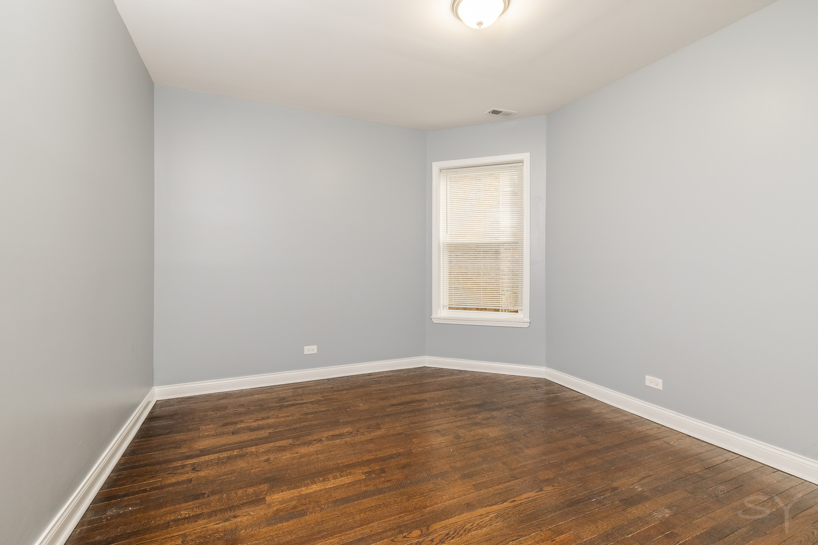 7230 S Yates Boulevard Property Photo 23