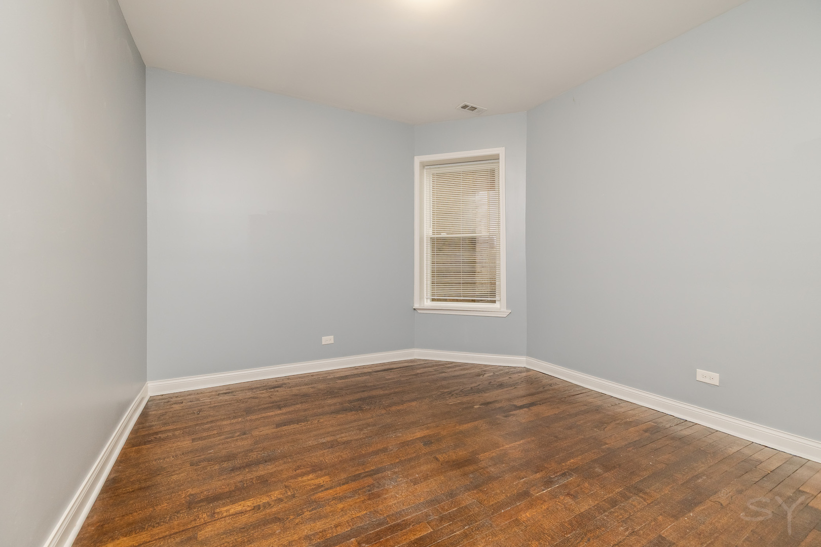 7230 S Yates Boulevard Property Photo 25