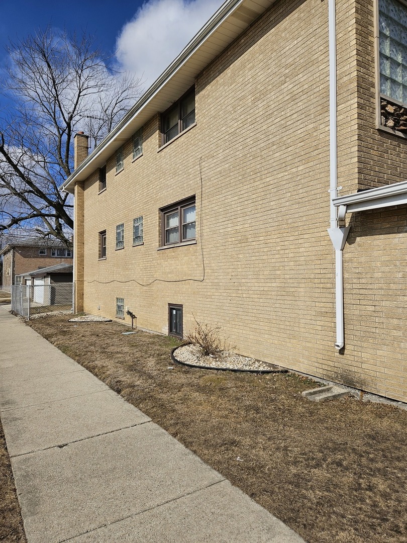 364 Oglesby Avenue Property Photo 2
