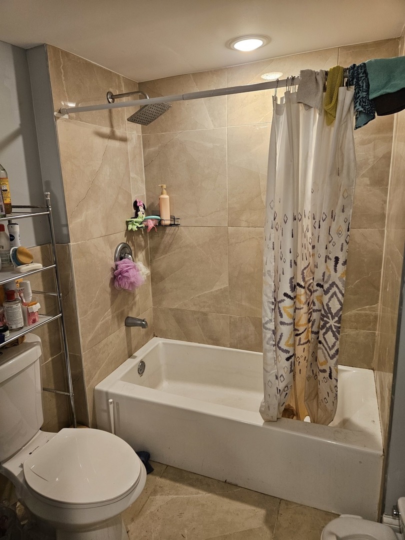 364 Oglesby Avenue Property Photo 6