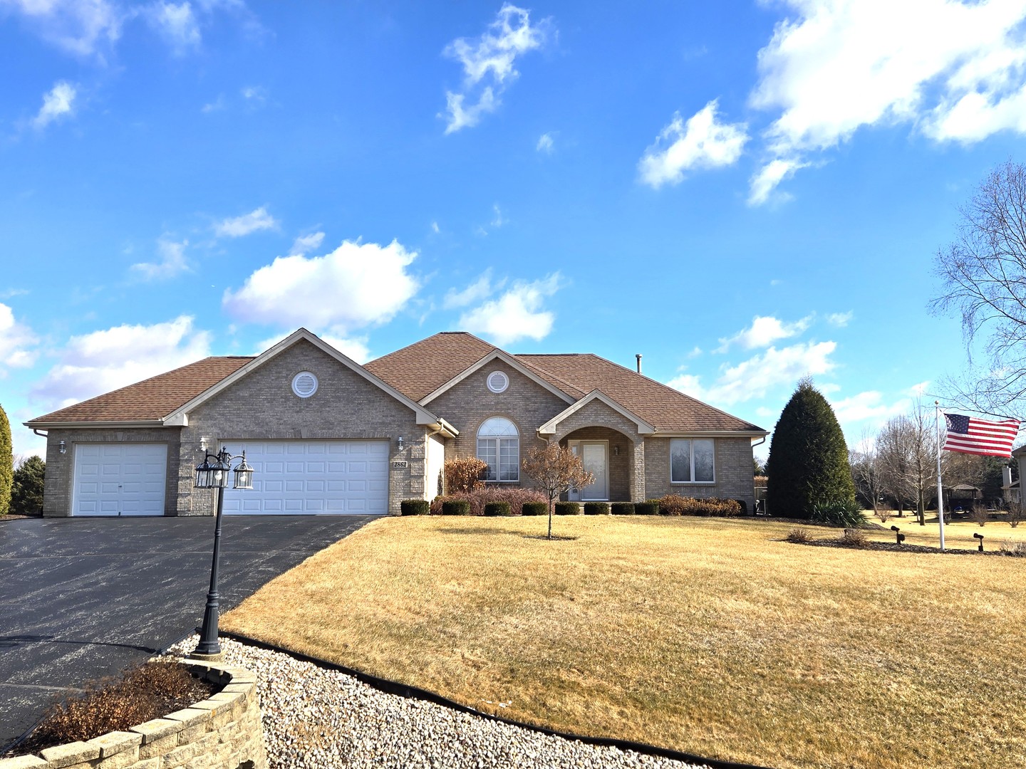 2862 Dourdan Road Property Photo