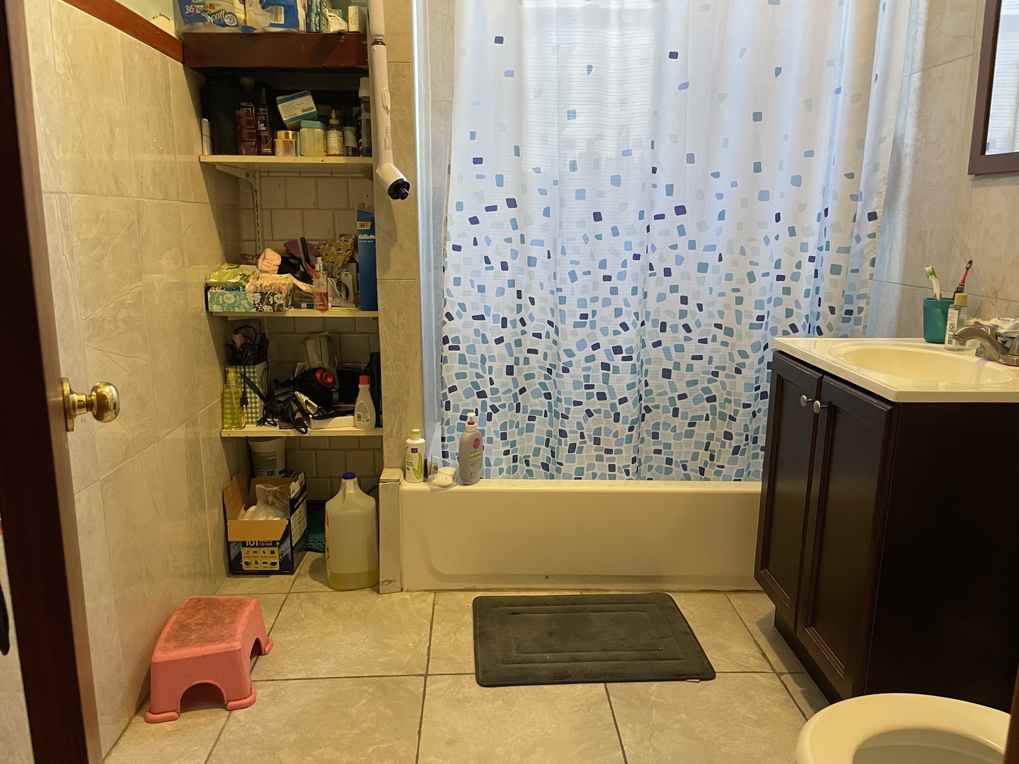 2406 N Bernard Street Property Photo 15