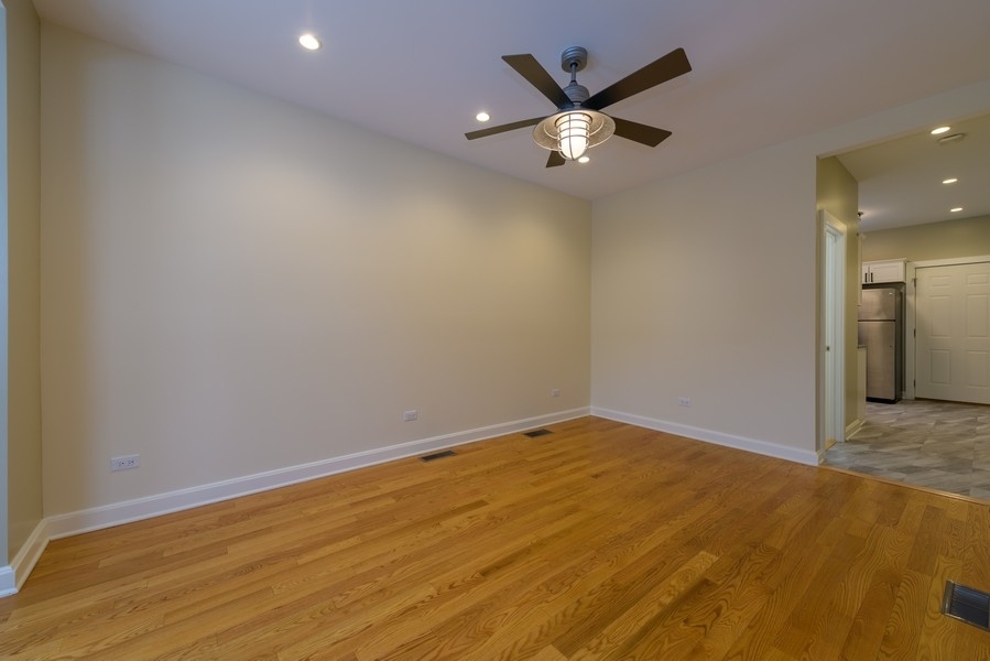 1748 N Albany Avenue Property Photo 27