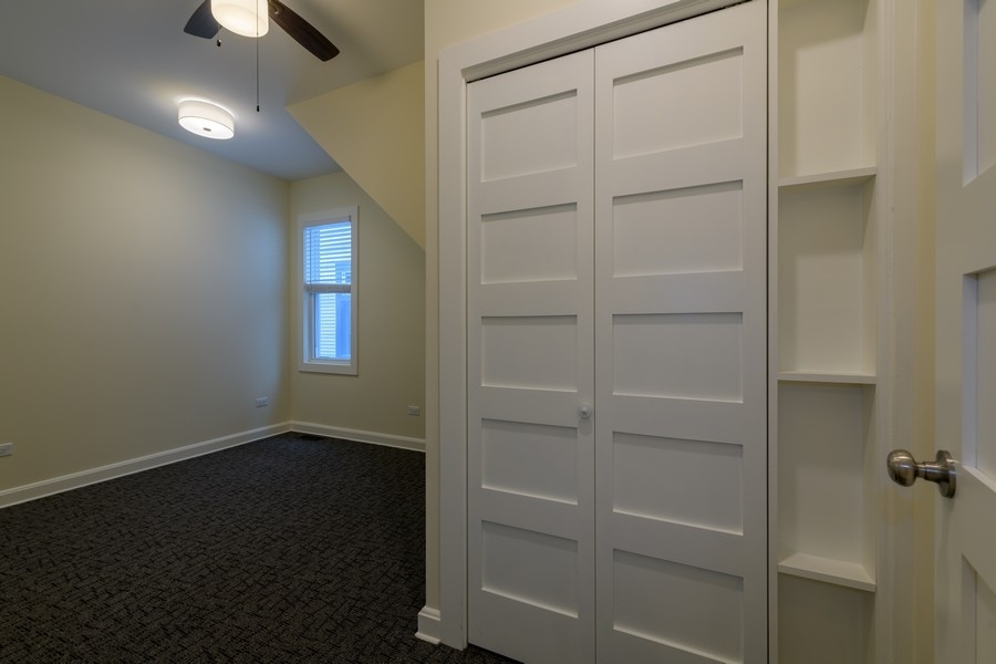 1748 N Albany Avenue Property Photo 36
