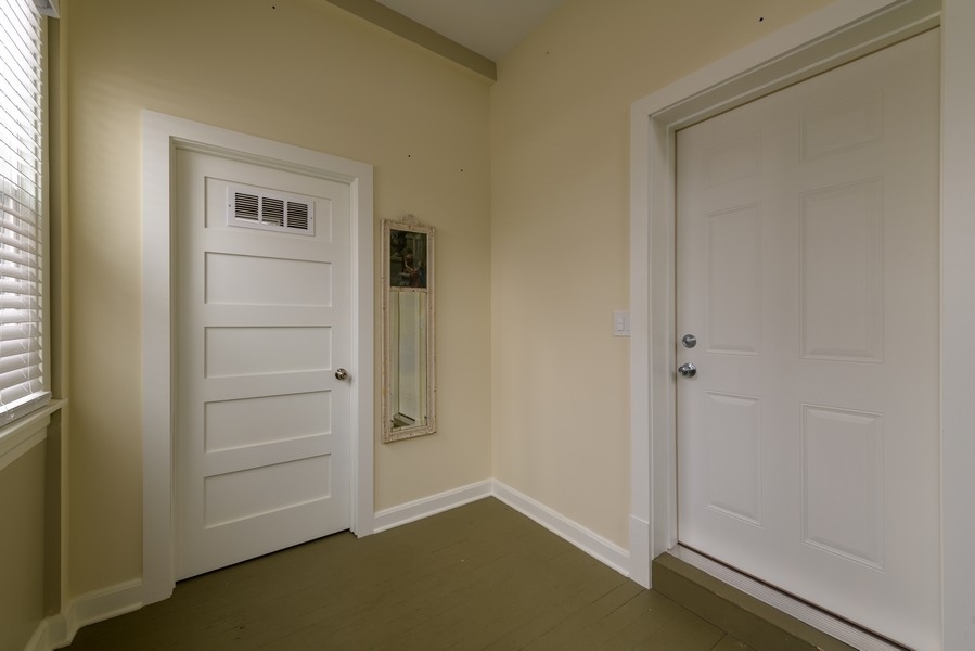 1748 N Albany Avenue Property Photo 38