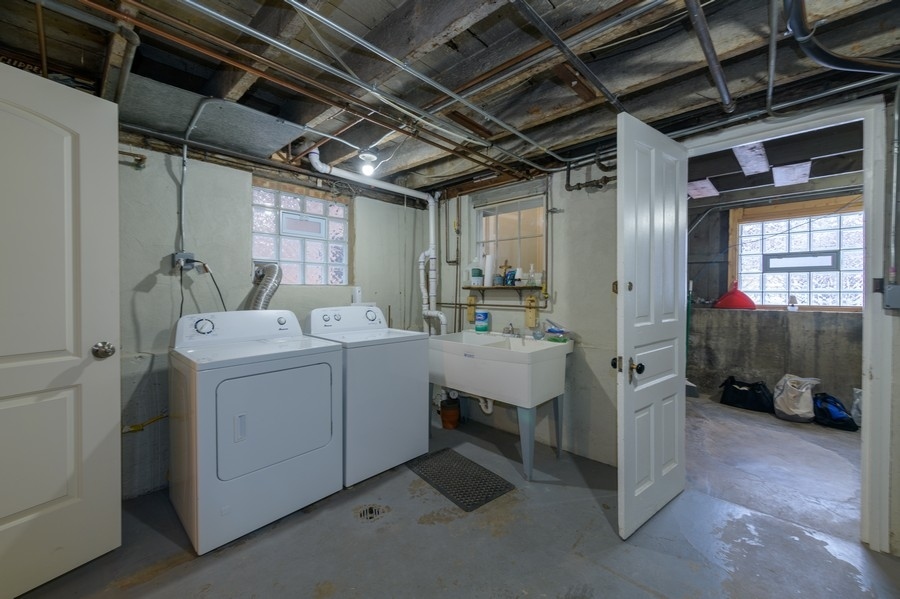 1748 N Albany Avenue Property Photo 40