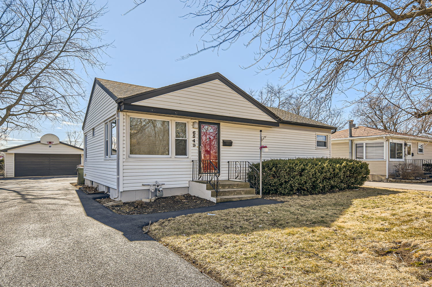 6549 167th Street Property Photo