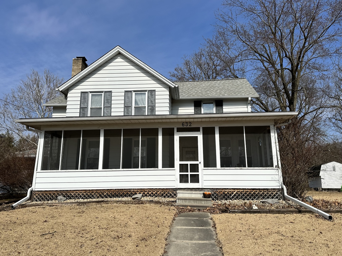 632 W Lincolnway Road Property Photo