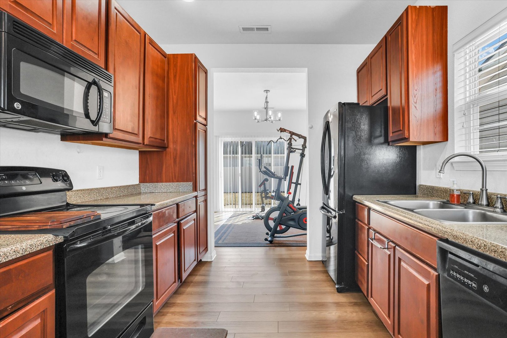 505 Yalow Drive Property Photo 12