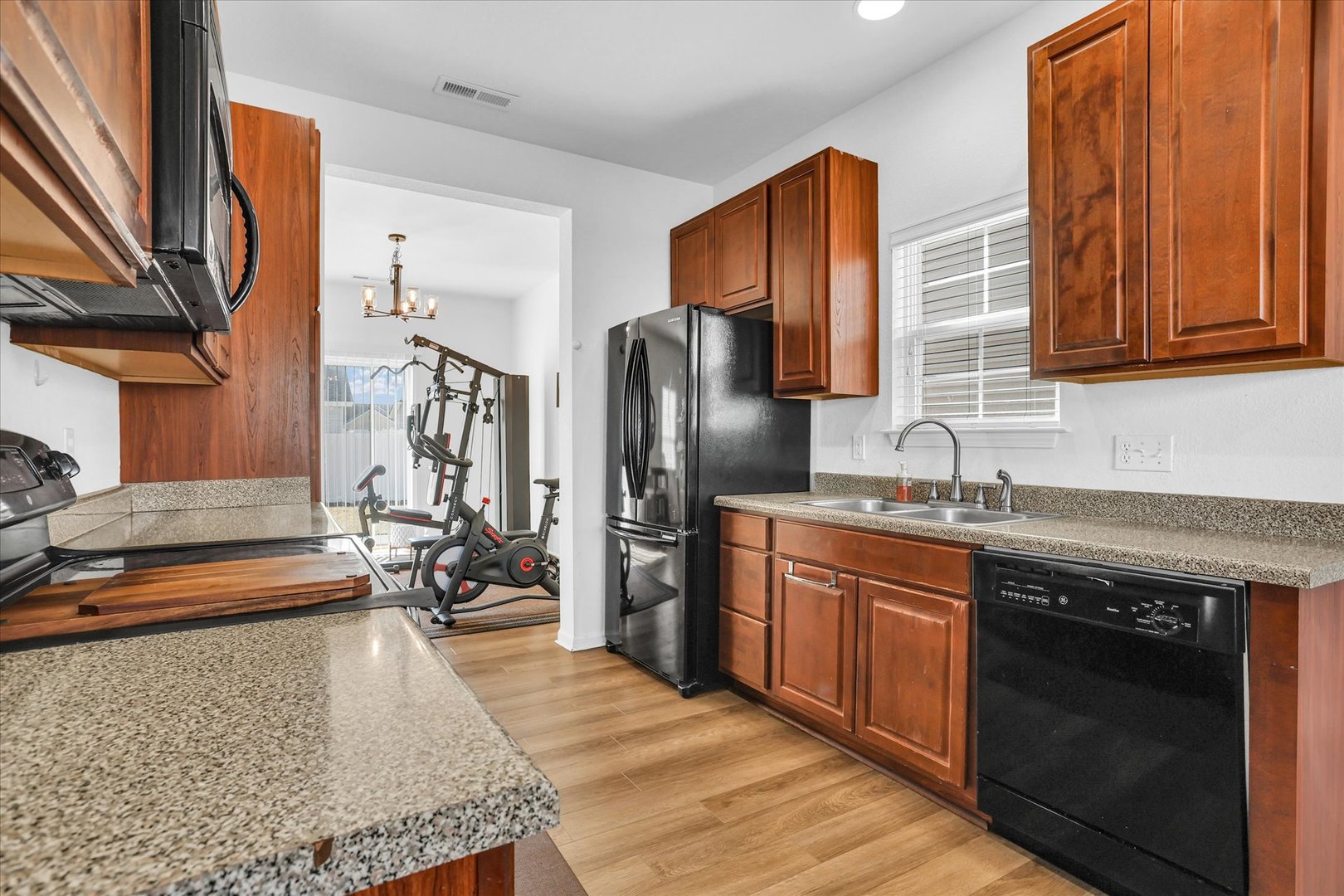 505 Yalow Drive Property Photo 14