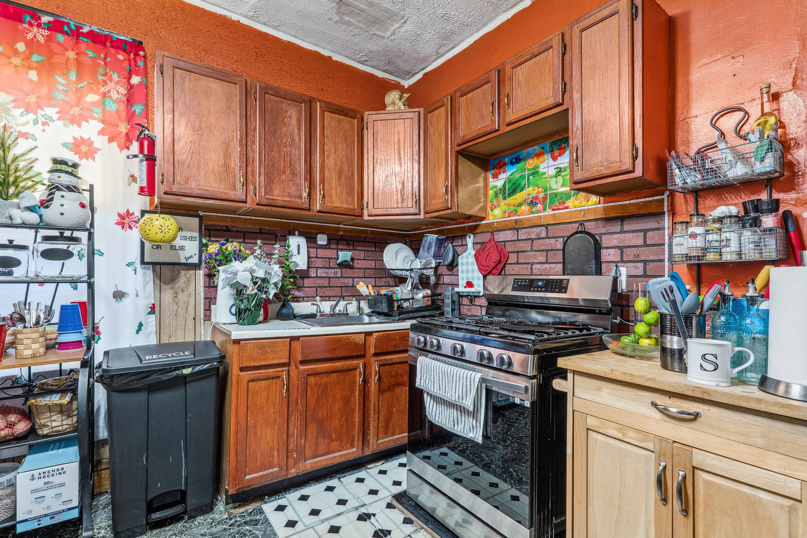 5037 S Seeley Avenue Property Photo 15