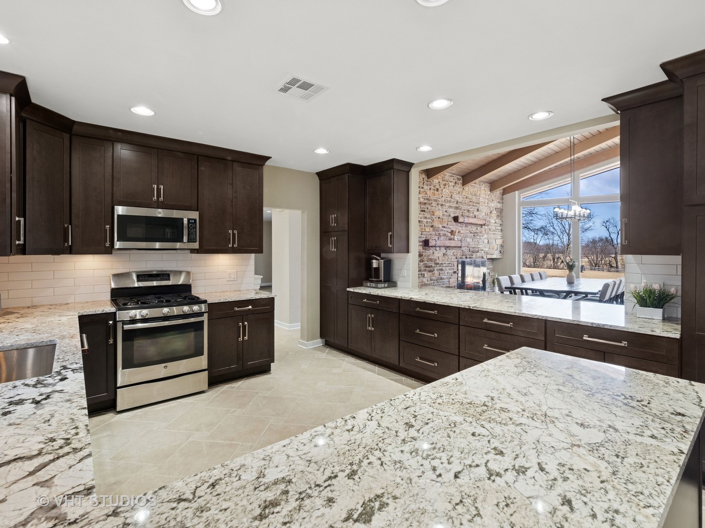 3305 Old Mchenry Road Property Photo 13