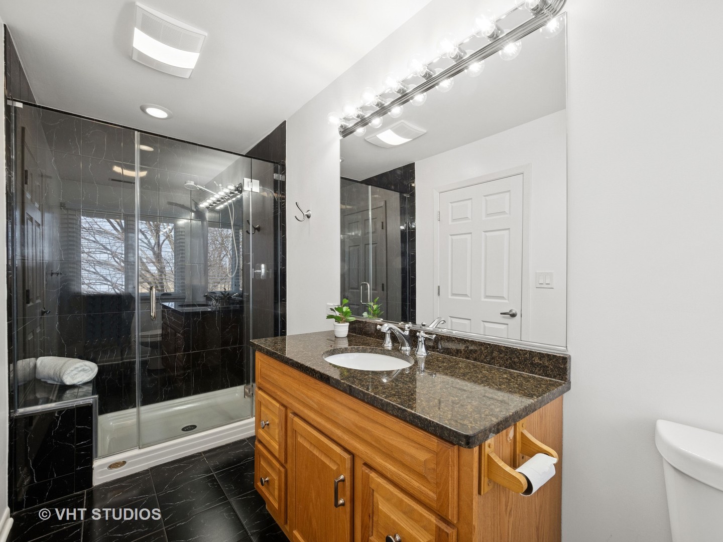 3305 Old Mchenry Road Property Photo 27