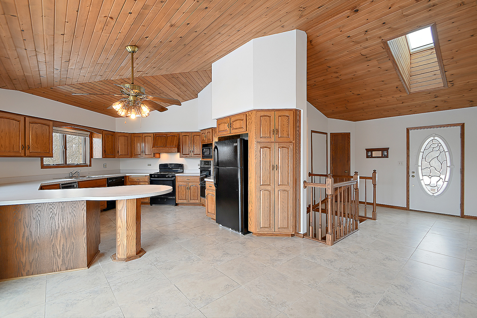2435 Wahoo Court Property Photo 5
