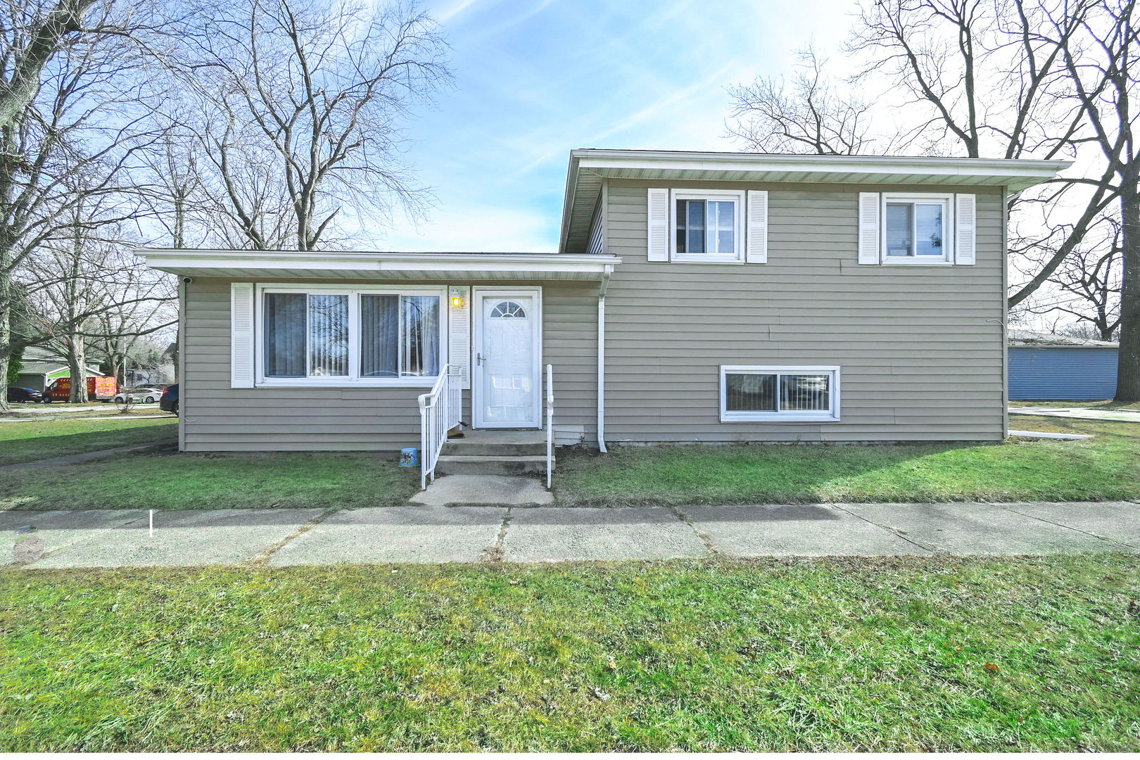1925 Carmel Boulevard Property Photo