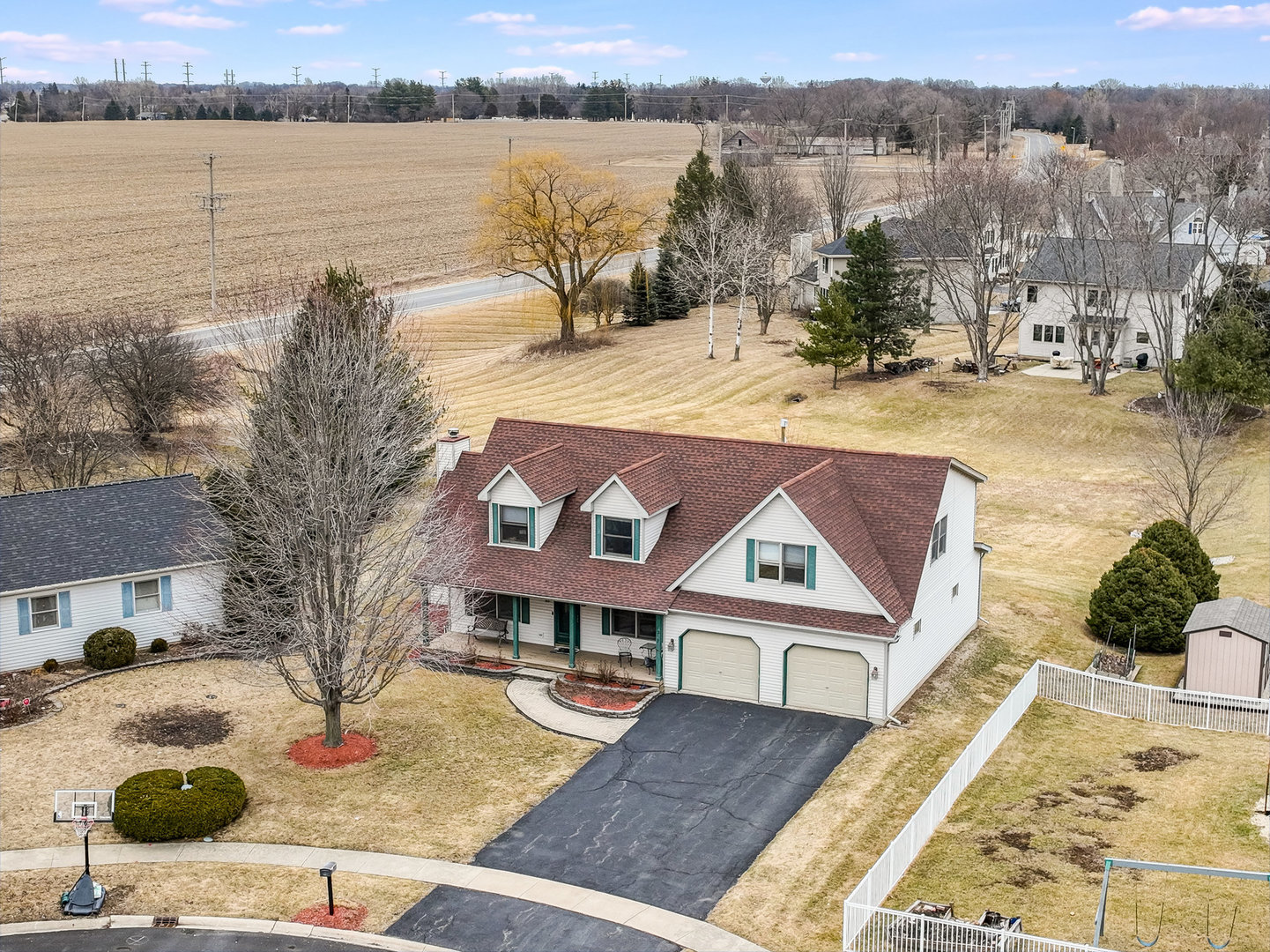 219 Newbury Court Property Photo