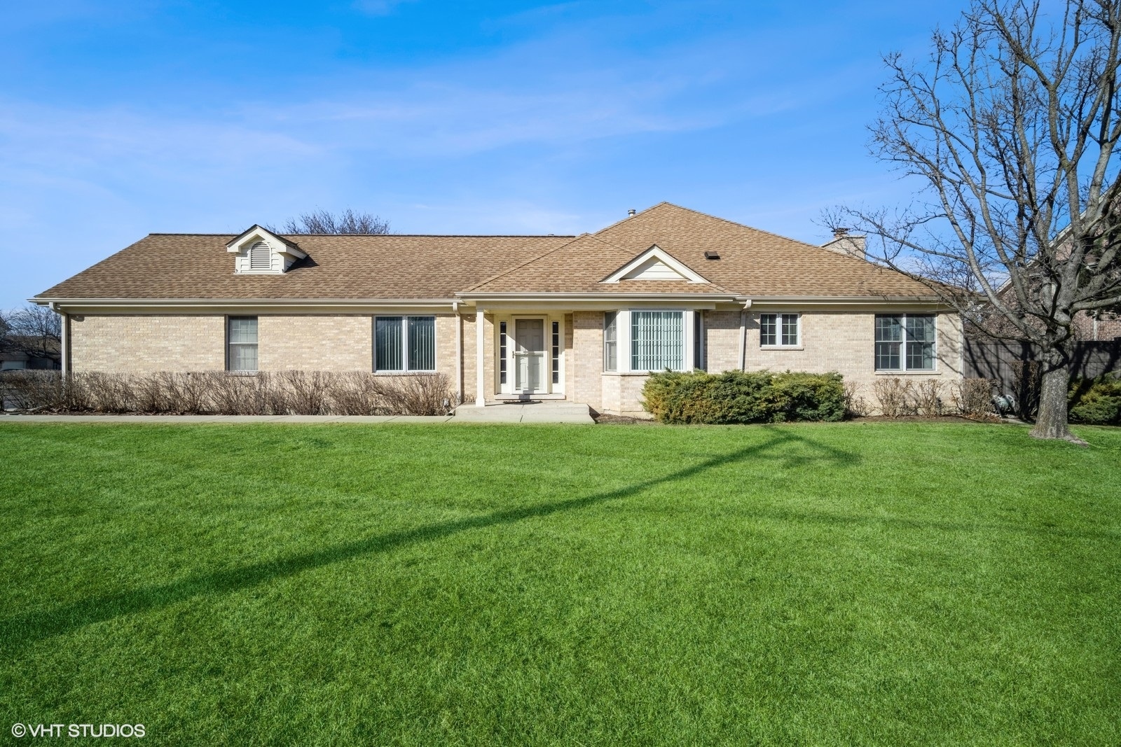 Glenbrook South High School Real Estate Listings Main Image