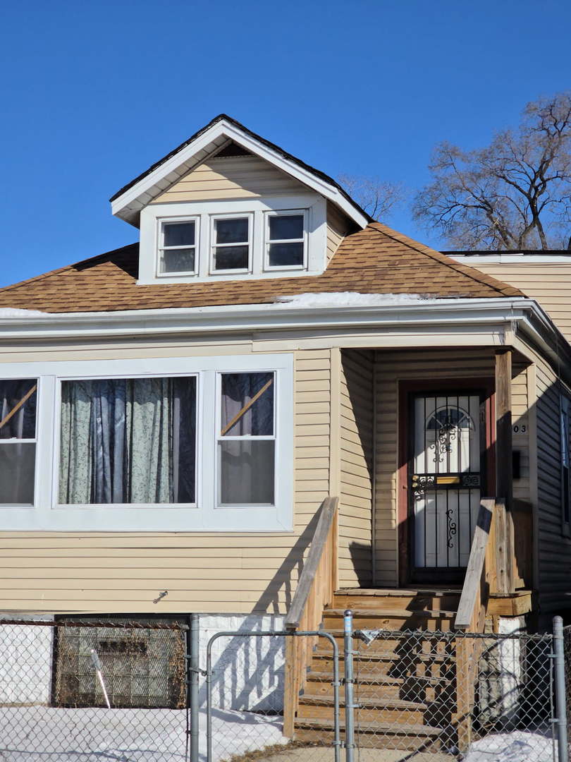 5603 S Hamilton Avenue Property Photo 1