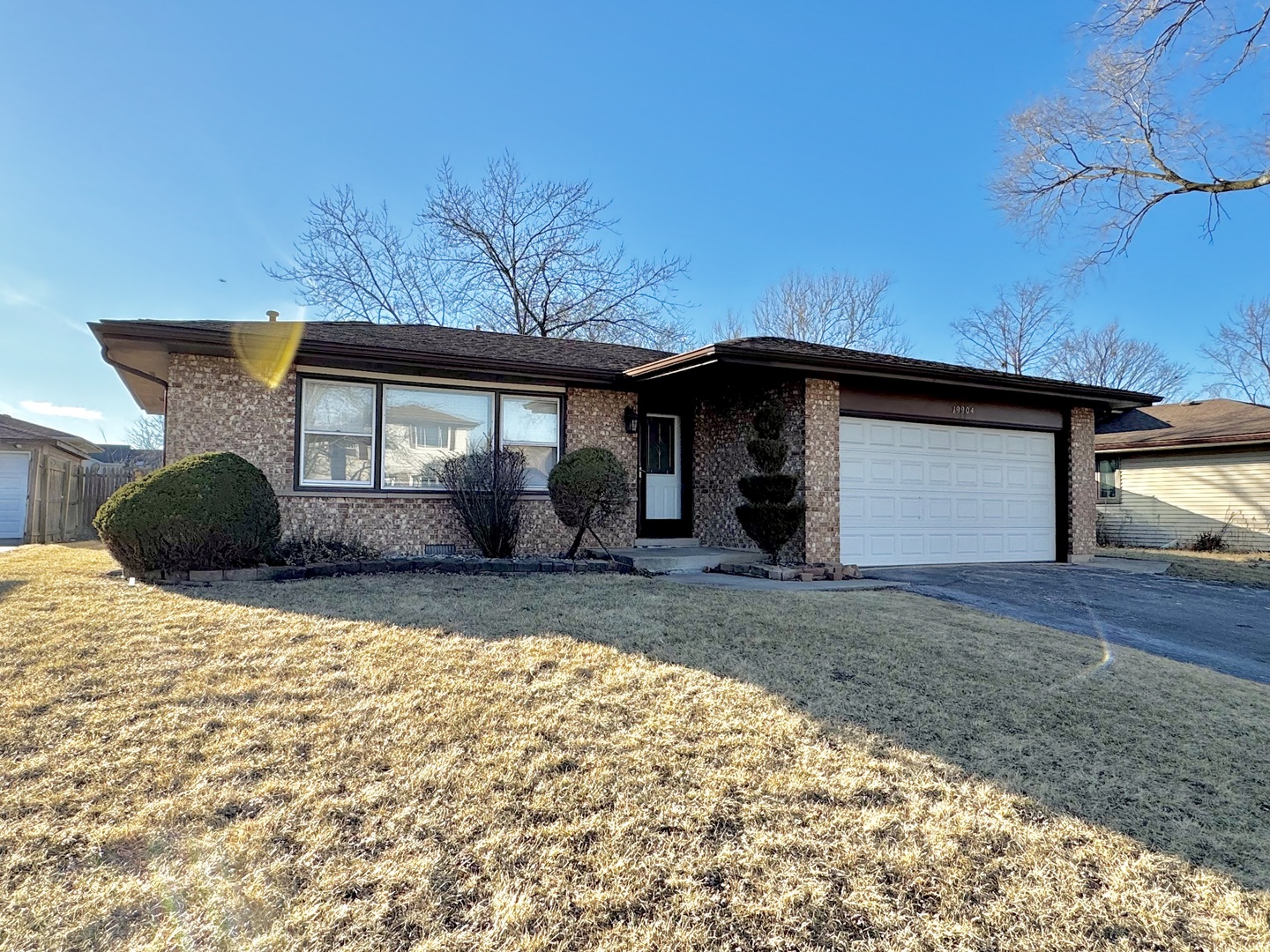 19904 Crescent Avenue Property Photo