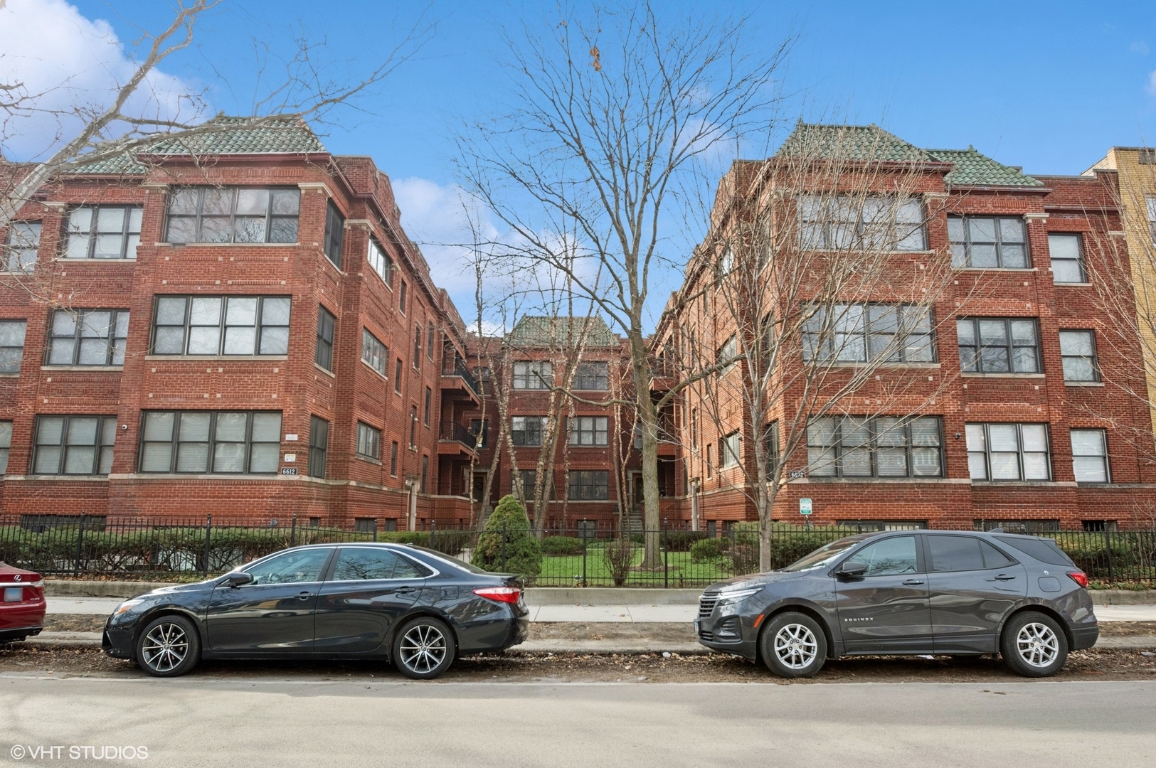 6620 N Ashland Avenue 3 Property Photo