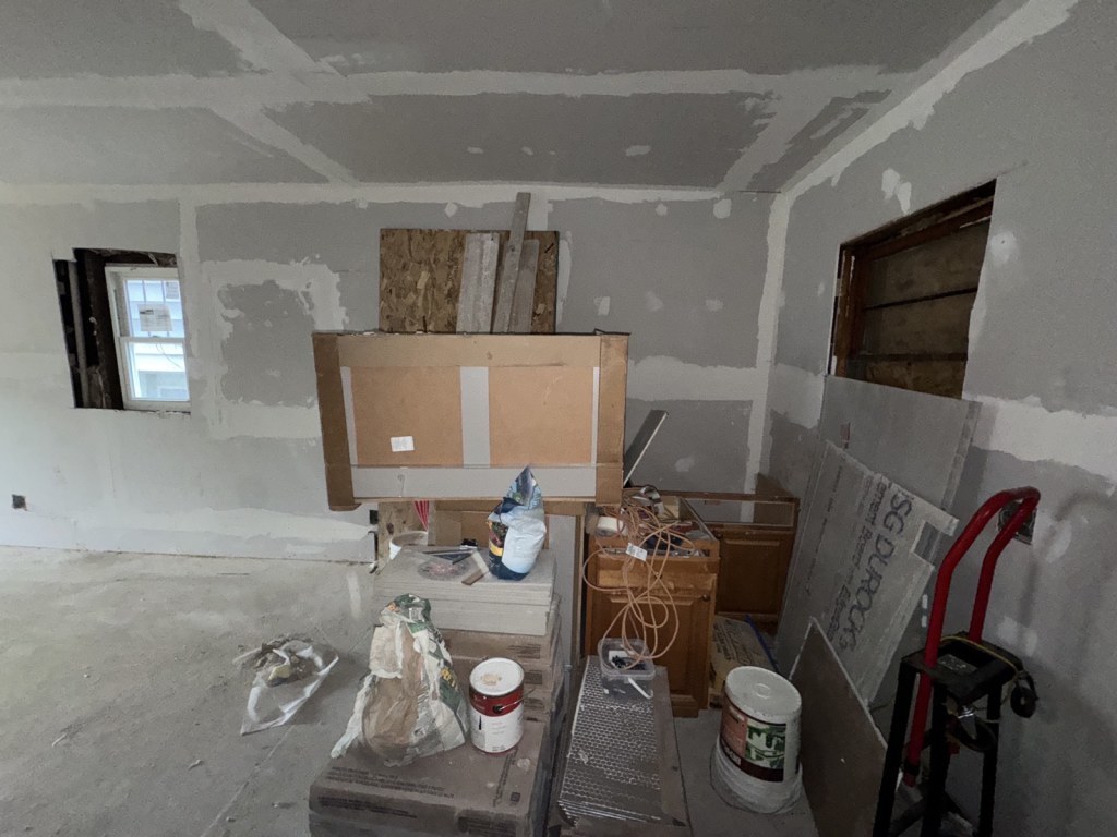 1830 N St Louis Ave Property Photo 13