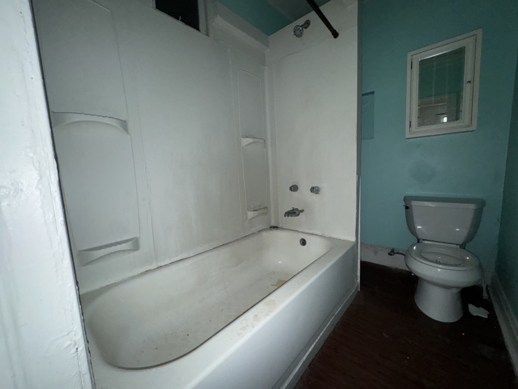1830 N St Louis Ave Property Photo 17